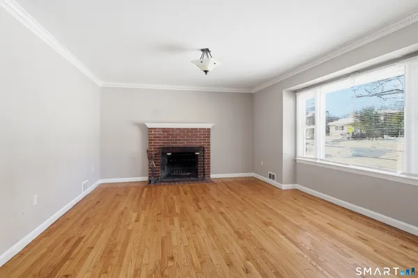 $2,750 | 1735 Ella T Grasso Boulevard, New Haven, CT 06511