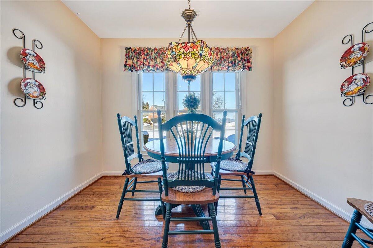 6100 Wertz Orchard Road Roanoke, VA 24018 - Photo 4 of 36 04-MIB07466