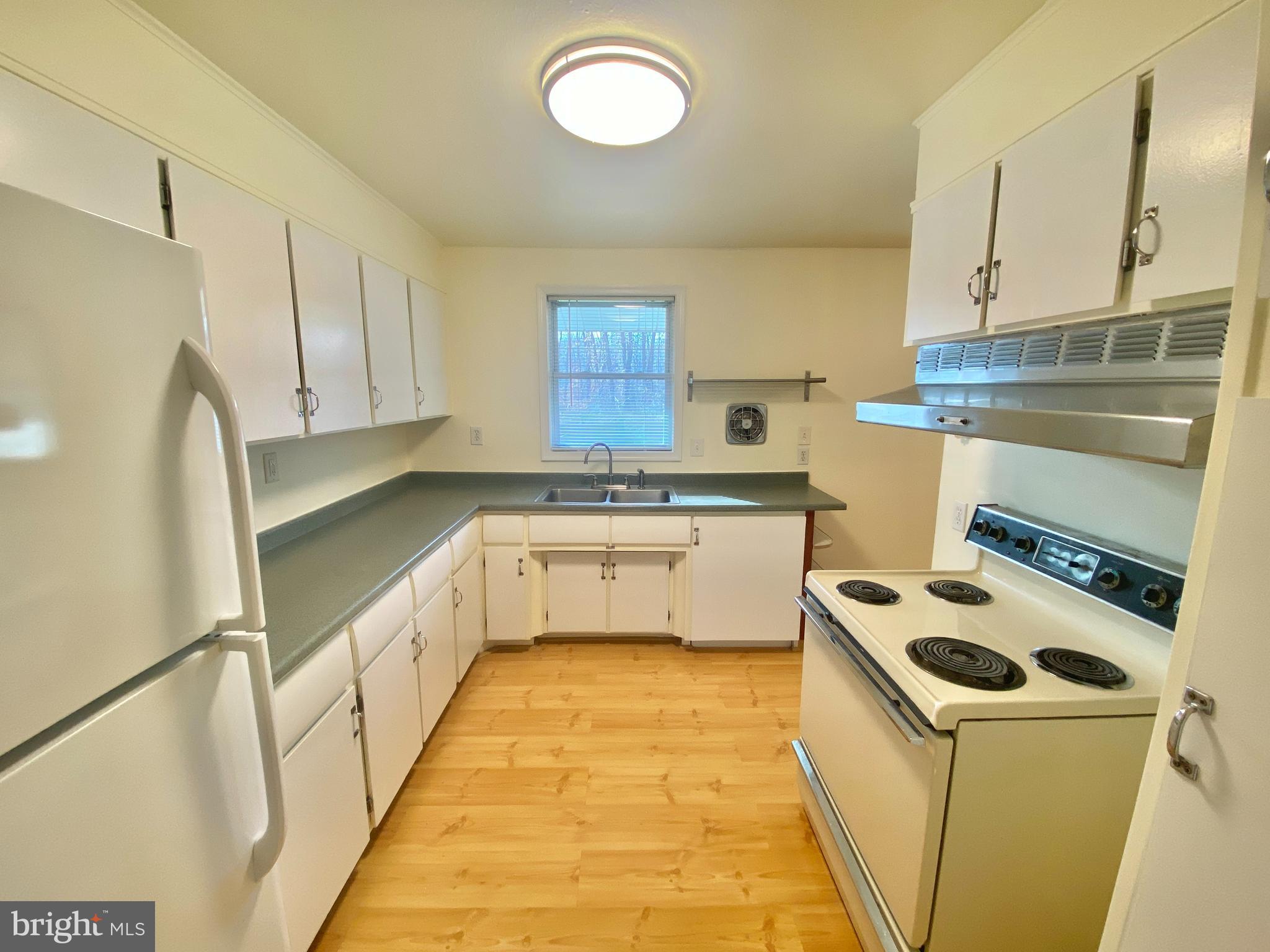 2937 Edgewood Road Bryans Road, MD 20616 - Photo 11 of 56 Gallery Image 11