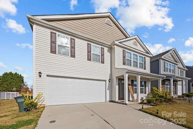 $365,000 | 2124 Eastway Drive, Dallas, NC 28034