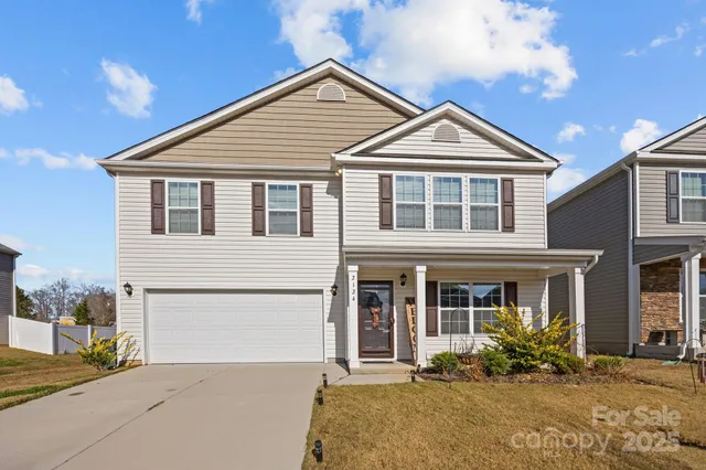 $365,000 | 2124 Eastway Drive, Dallas, NC 28034