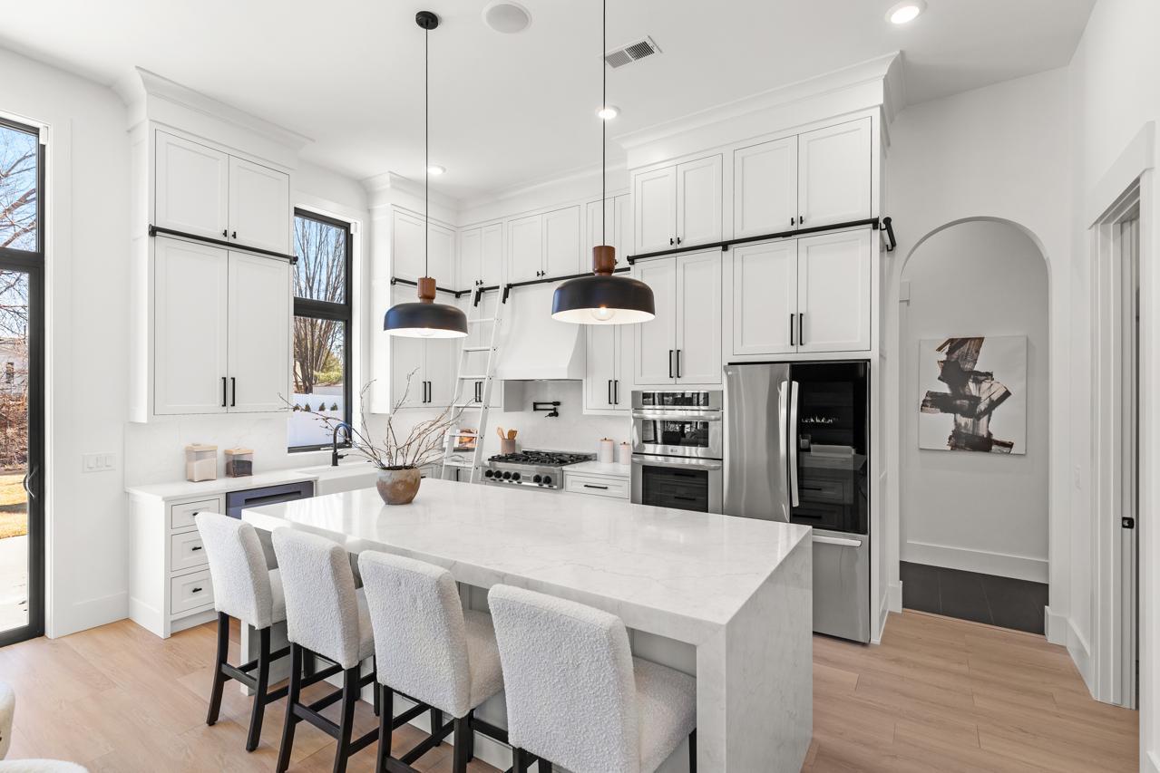 504 North Maple Street Chaska, MN 55318 - Photo 16 of 37