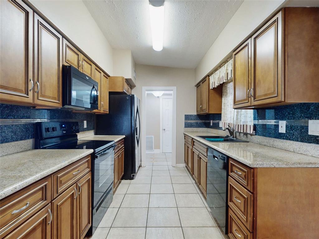5802 Deerfield Road Orlando, FL 32808 - Photo 16 of 48