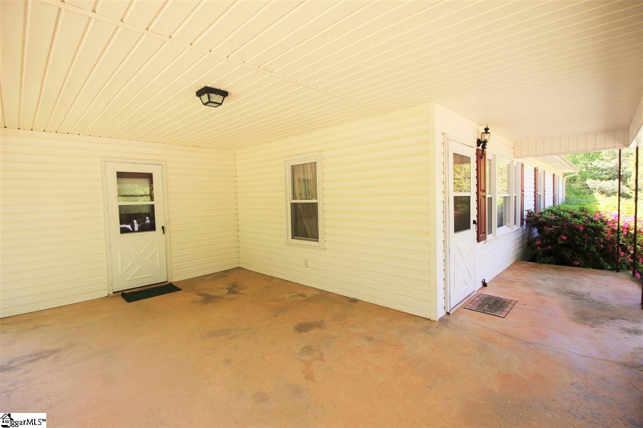 197 Boat Ramp Road Westminster, SC 29693 - Photo 2 of 25 Gallery Image 2