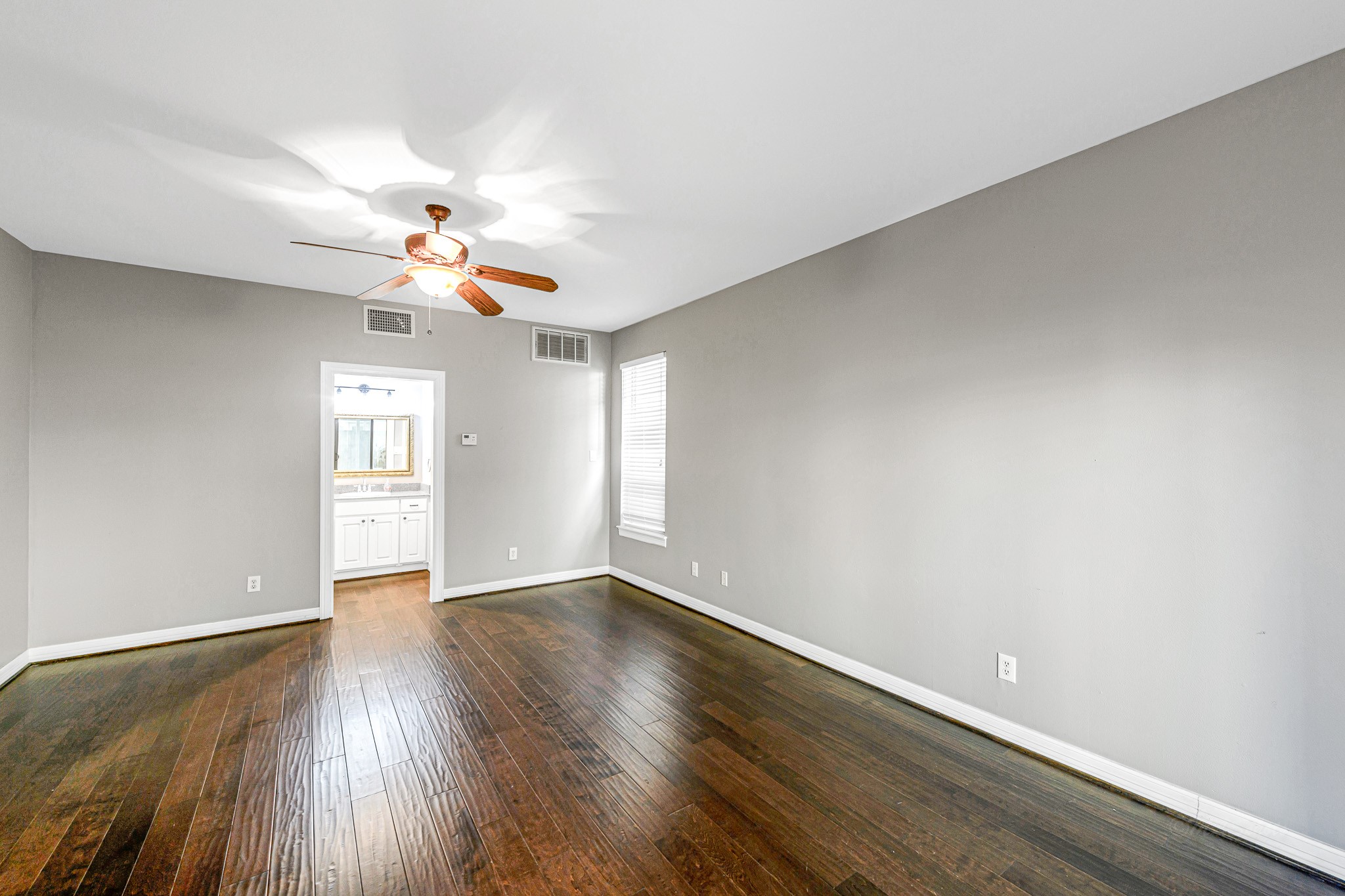 1505 Roy Street Houston, TX 77007 - Photo 15 of 47