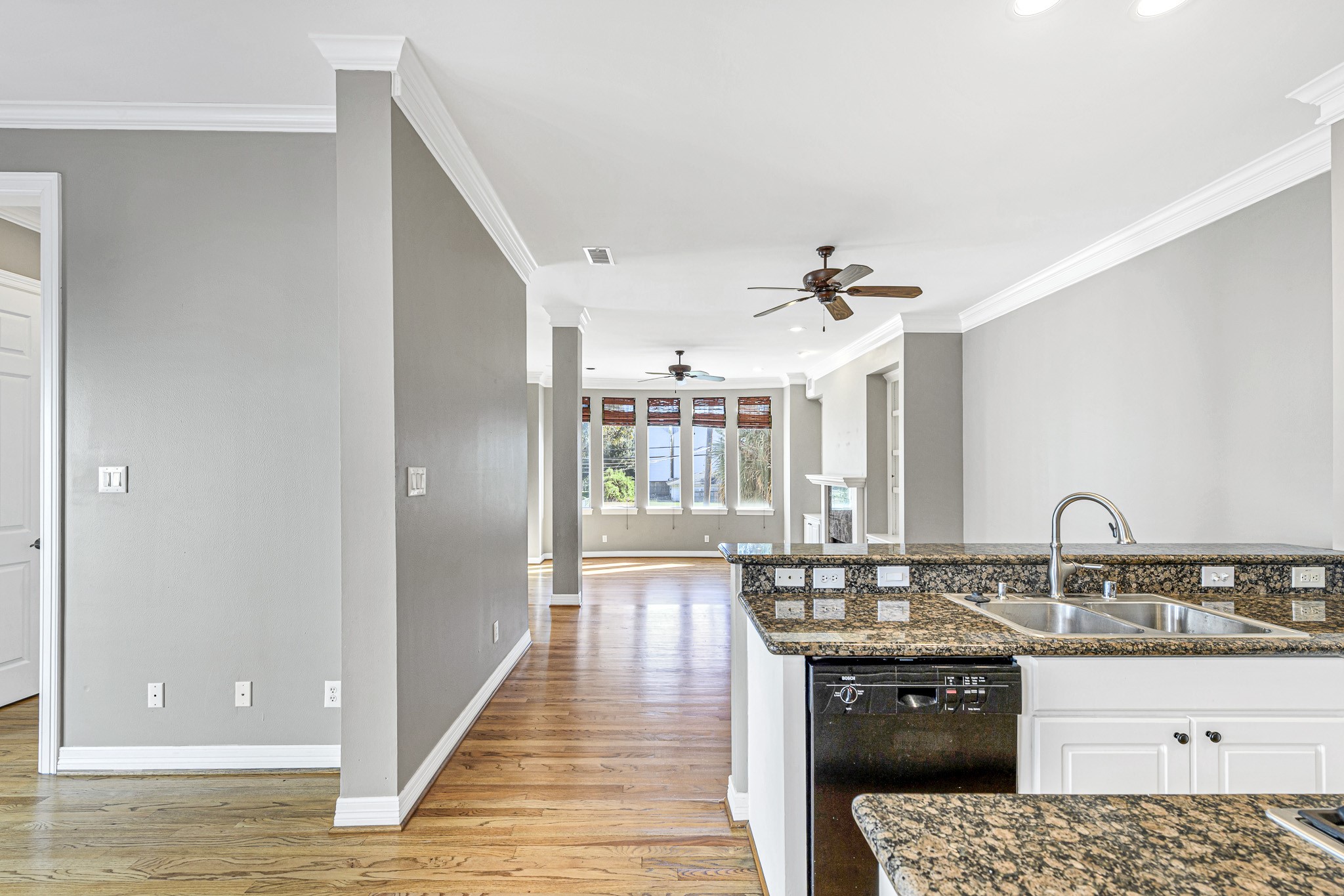 1505 Roy Street Houston, TX 77007 - Photo 23 of 47