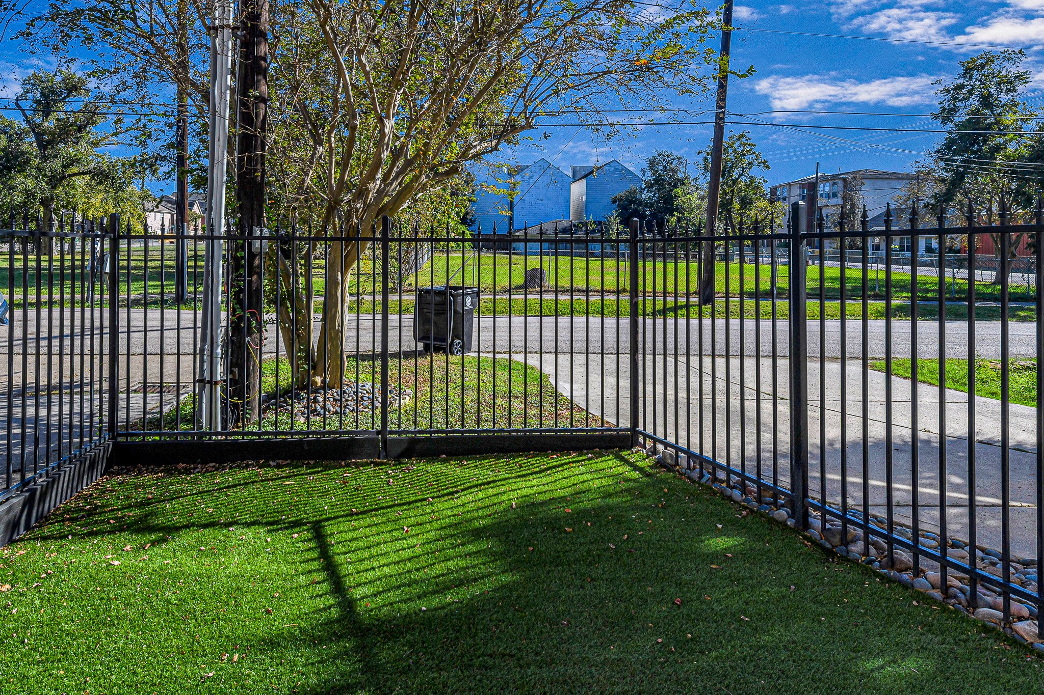 1505 Roy Street Houston, TX 77007 - Photo 4 of 47