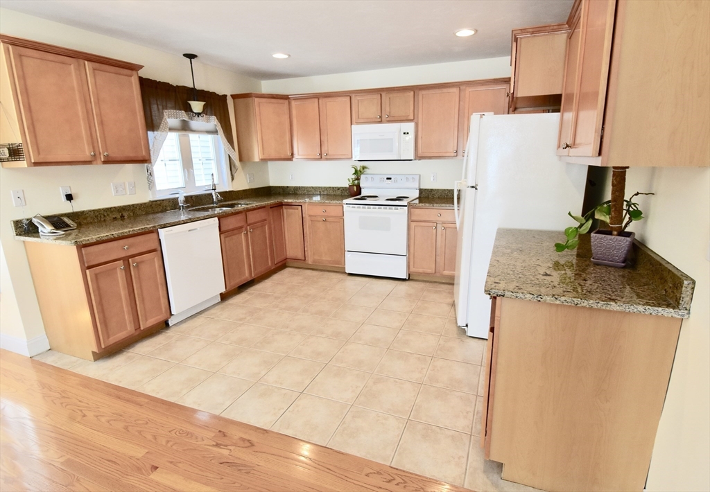 3 Enaya Circle, Unit 3 Worcester, MA 01606 - Photo 8 of 20