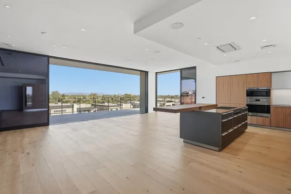 $25,000 | 4849 North Camelback Rdg Drive, Unit B302, Scottsdale, AZ 85251