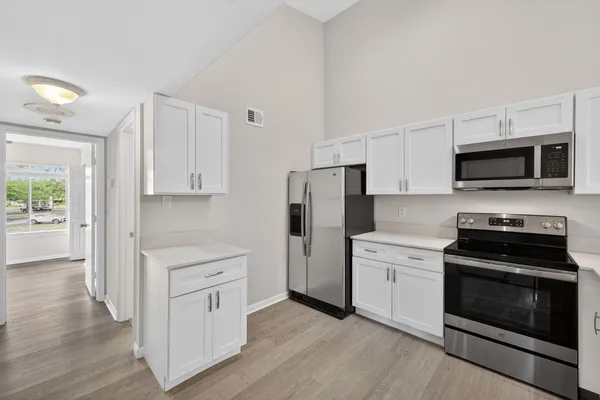 $2,650 | 6327 Chasewood Drive, Unit E, Jupiter, FL 33458