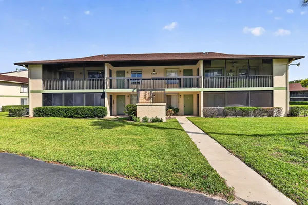 $2,650 | 6327 Chasewood Drive, Unit E, Jupiter, FL 33458