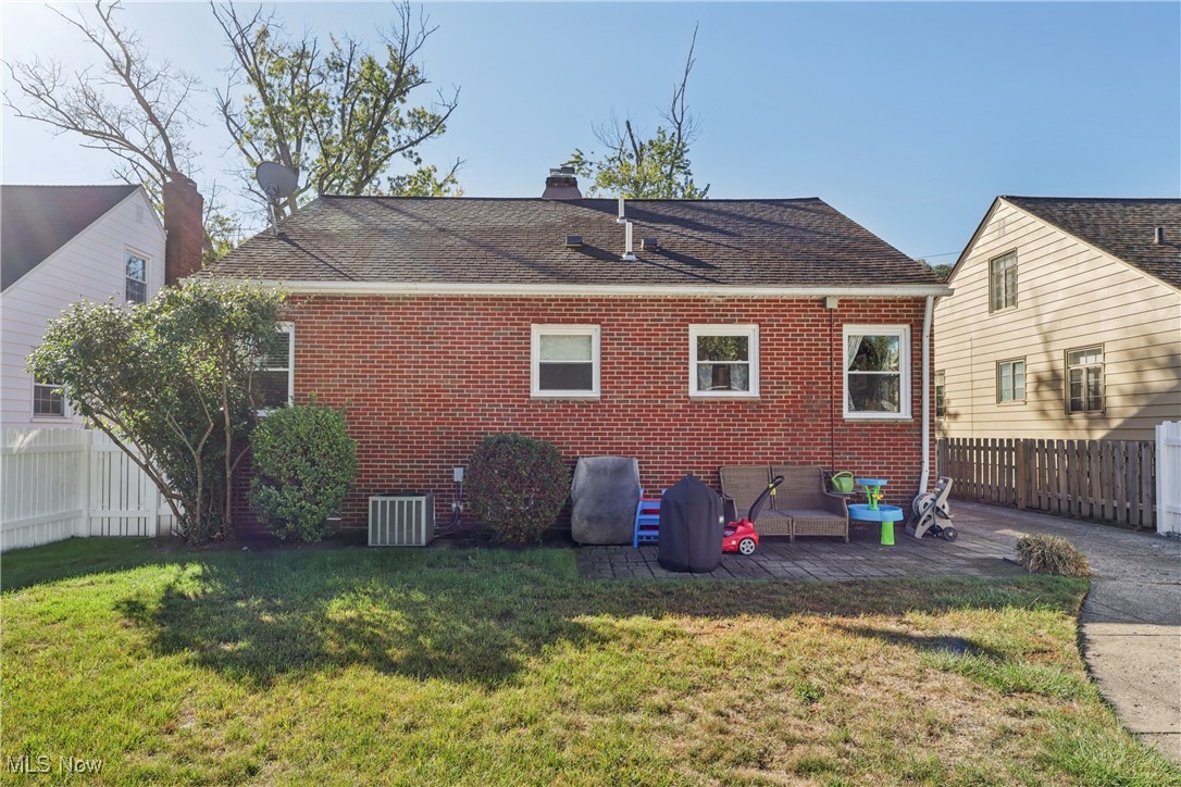 21888 Eaton Road Cleveland, OH 44126 - Photo 37 of 43 Gallery Image 37