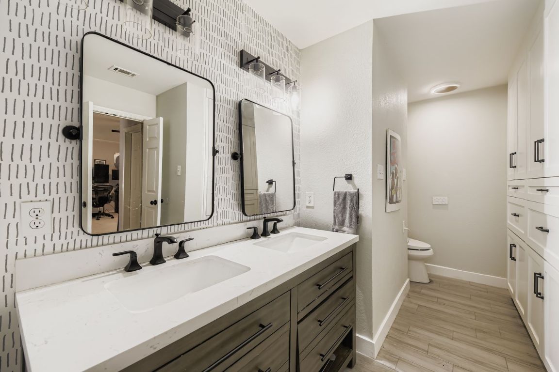 10705 Pinehurst Drive Austin, TX 78747 - Photo 18 of 30