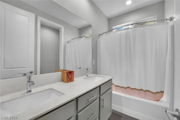 $3,450 | 21 Via Di Vita, Henderson, NV 89011