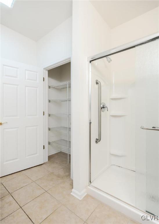 5536 Republic Way Bethlehem, PA 18017 - Photo 20 of 34 a bathroom with a glass shower door