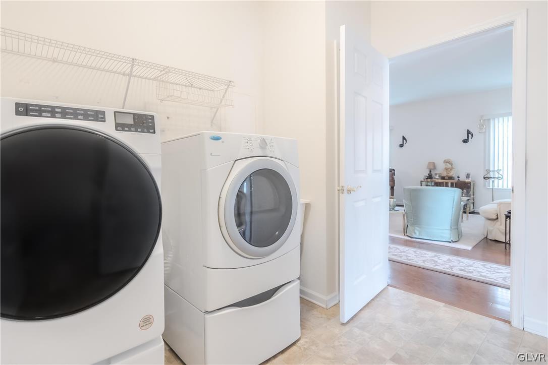 5536 Republic Way Bethlehem, PA 18017 - Photo 21 of 34 a utility room with dryer and washer