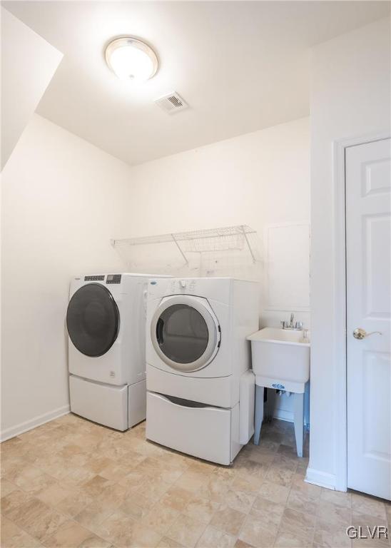 5536 Republic Way Bethlehem, PA 18017 - Photo 22 of 34 a utility room with dryer and washer