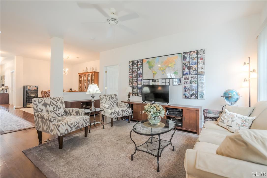 5536 Republic Way Bethlehem, PA 18017 - Photo 6 of 34 a living room with furniture and a large window