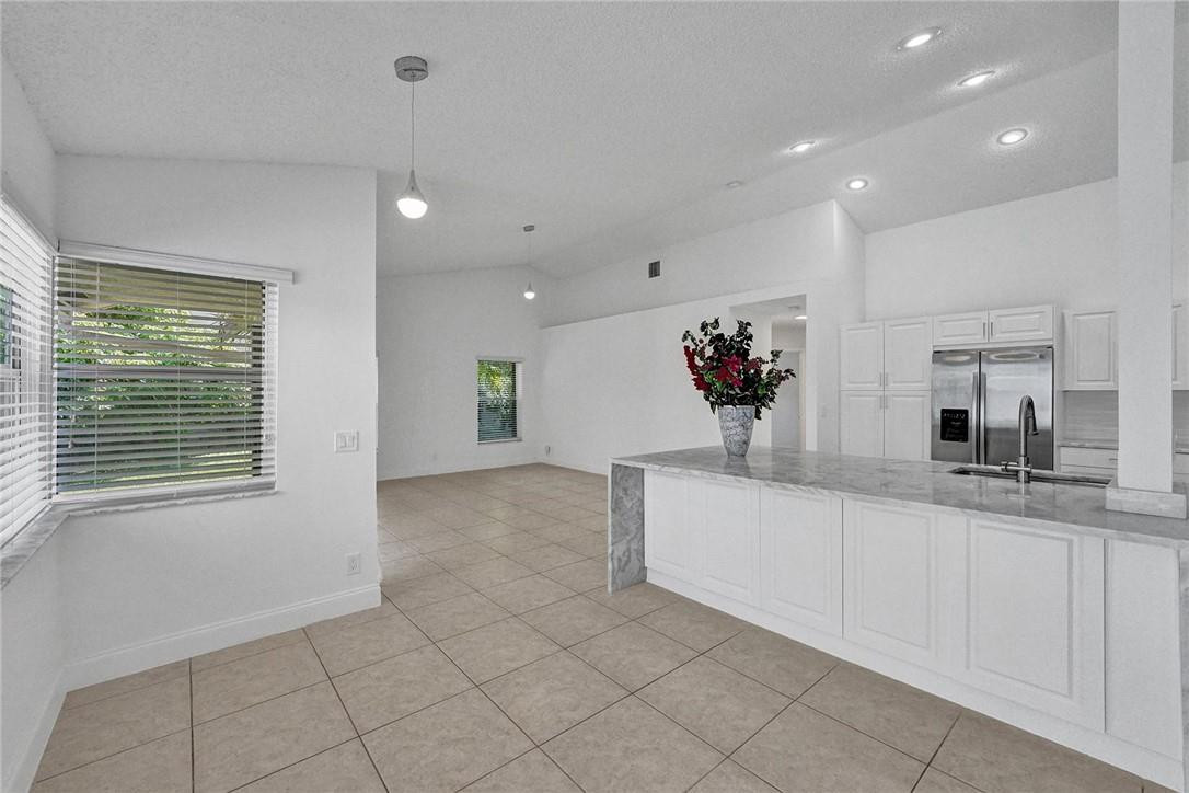 3270 Overlook Road Davie, FL 33328 - Photo 15 of 38 Photo 15