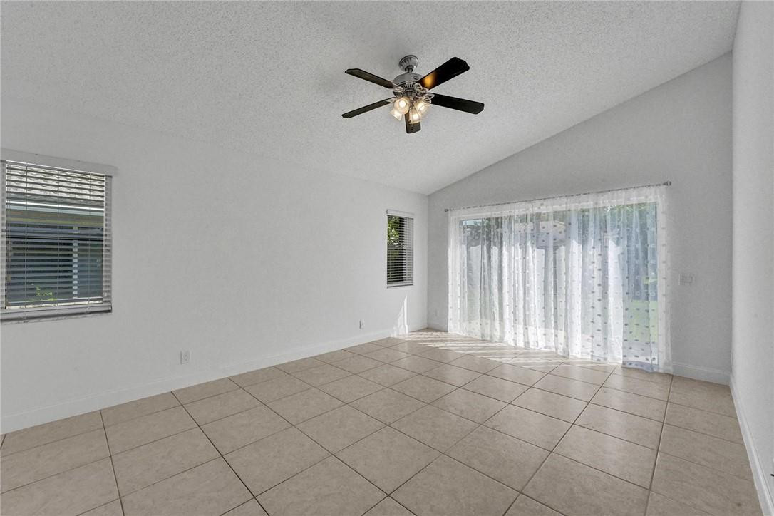 3270 Overlook Road Davie, FL 33328 - Photo 20 of 38 Photo 20