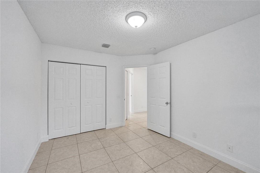 3270 Overlook Road Davie, FL 33328 - Photo 30 of 38 Photo 30