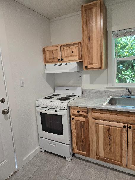 2123 Waldon Street Redding, CA 96001 - Photo 12 of 35 2119 Waldon - 1bed 1 bath cottage