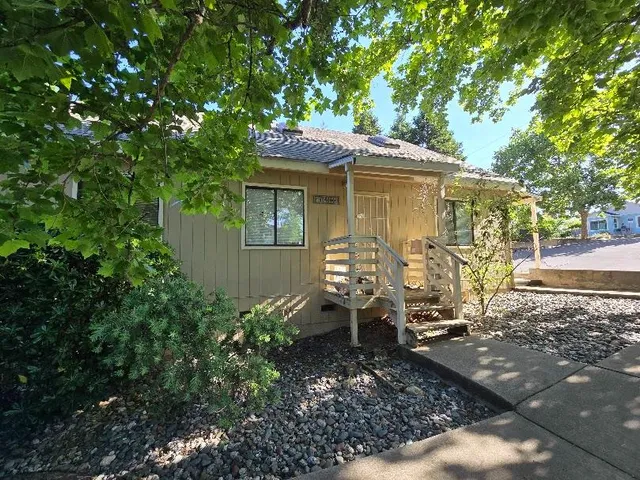 $1,699,000 | 2123 Waldon Street, Redding, CA 96001