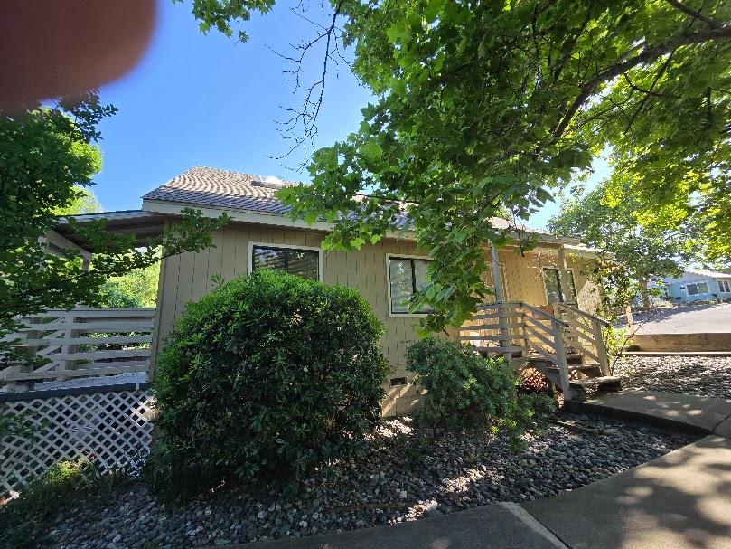 2123 Waldon Street Redding, CA 96001 - Photo 25 of 35