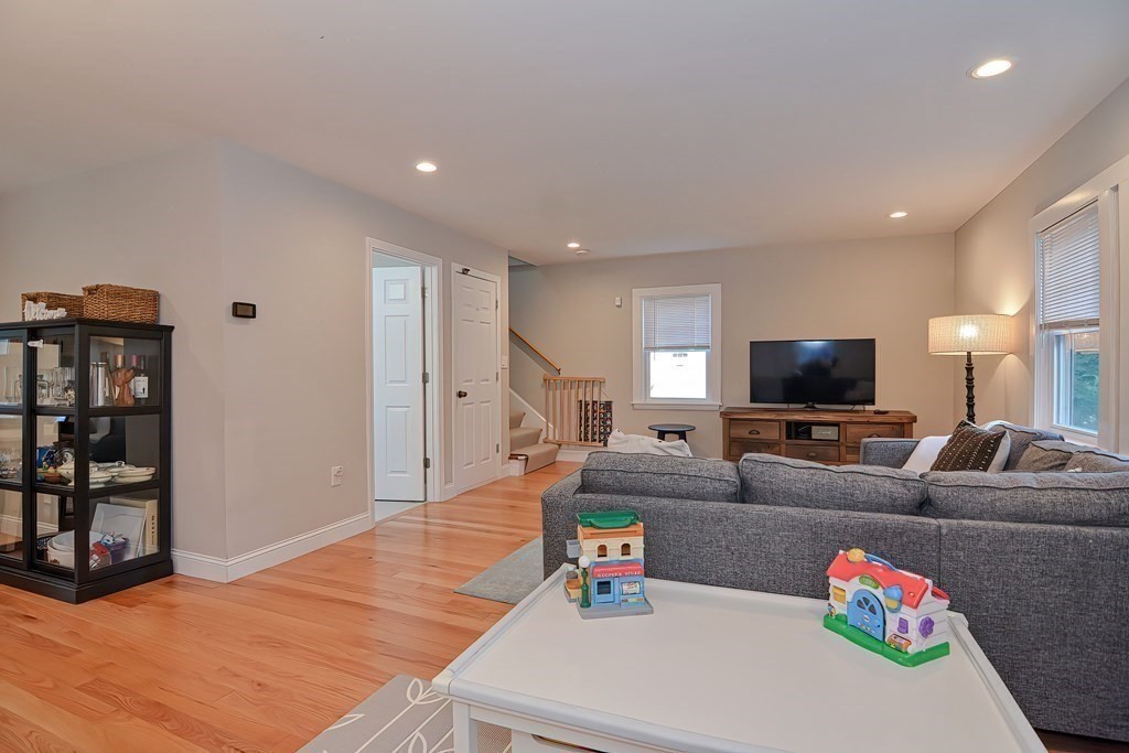 12 Webster Road Ashland, MA 01721 - Photo 17 of 42