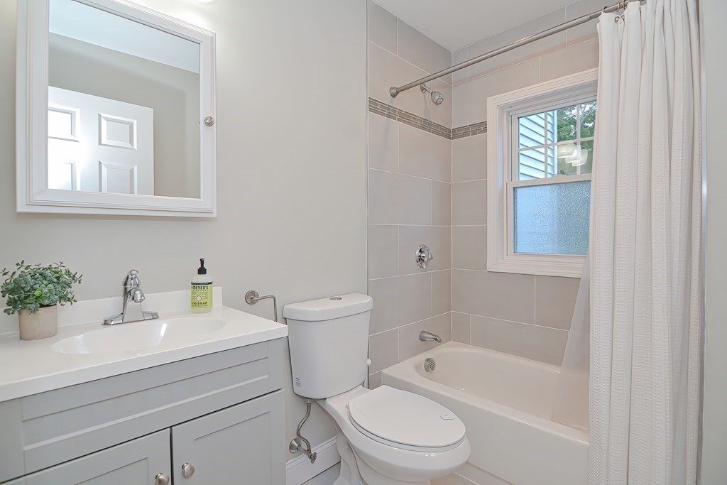 12 Webster Road Ashland, MA 01721 - Photo 22 of 42