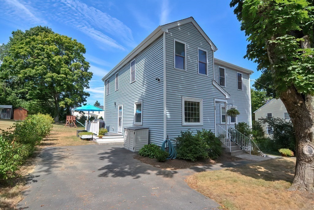 12 Webster Road Ashland, MA 01721 - Photo 3 of 42