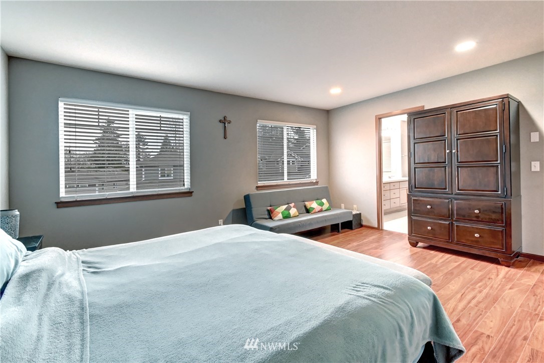 6000 Northeast 1st Street Renton, WA 98059 - Photo 23 of 31