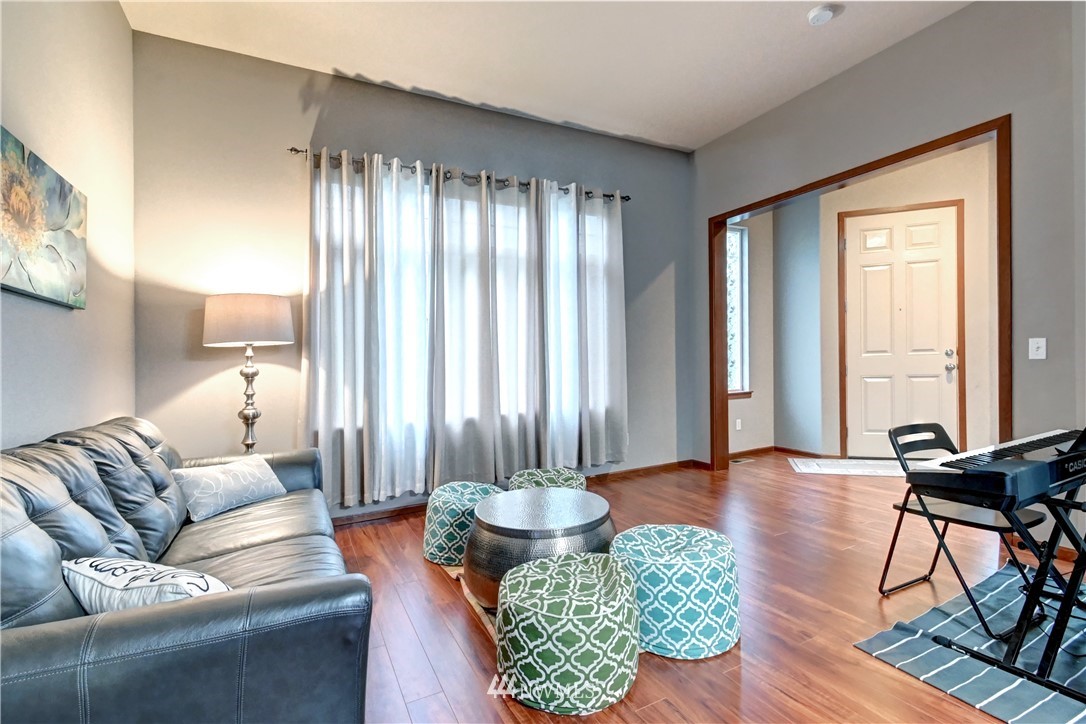 6000 Northeast 1st Street Renton, WA 98059 - Photo 5 of 31