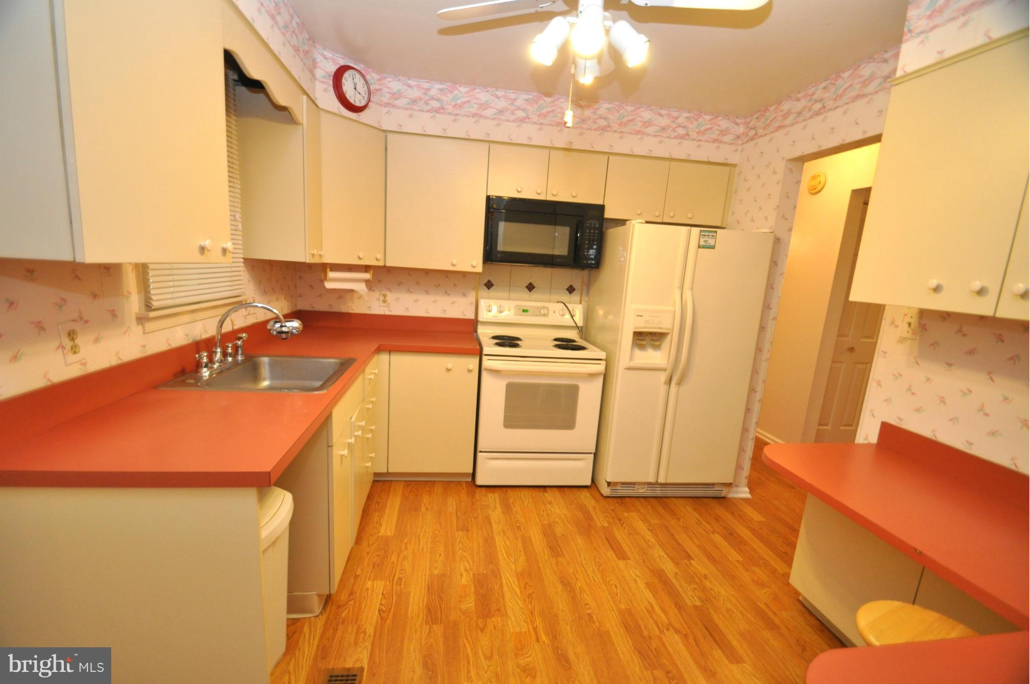 9902 Maidbrook Road Baltimore, MD 21234 - Photo 6 of 28 Kitchen
