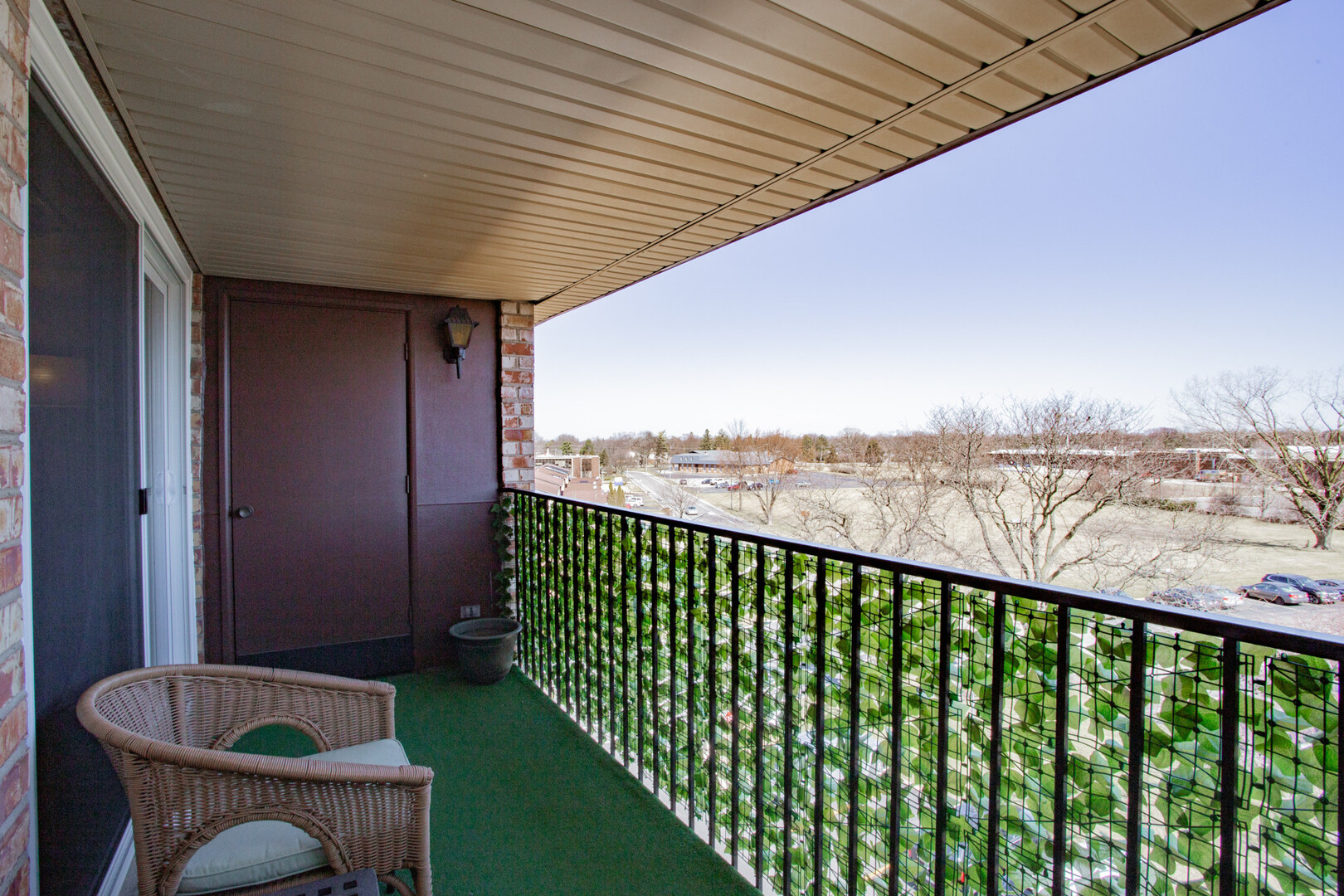 1101 Hunt Club Drive, Unit 403 Mount Prospect, IL 60056 - Photo 24 of 44