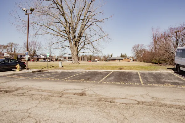 $274,999 | 1101 Hunt Club Drive, Unit 403, Mount Prospect, IL 60056