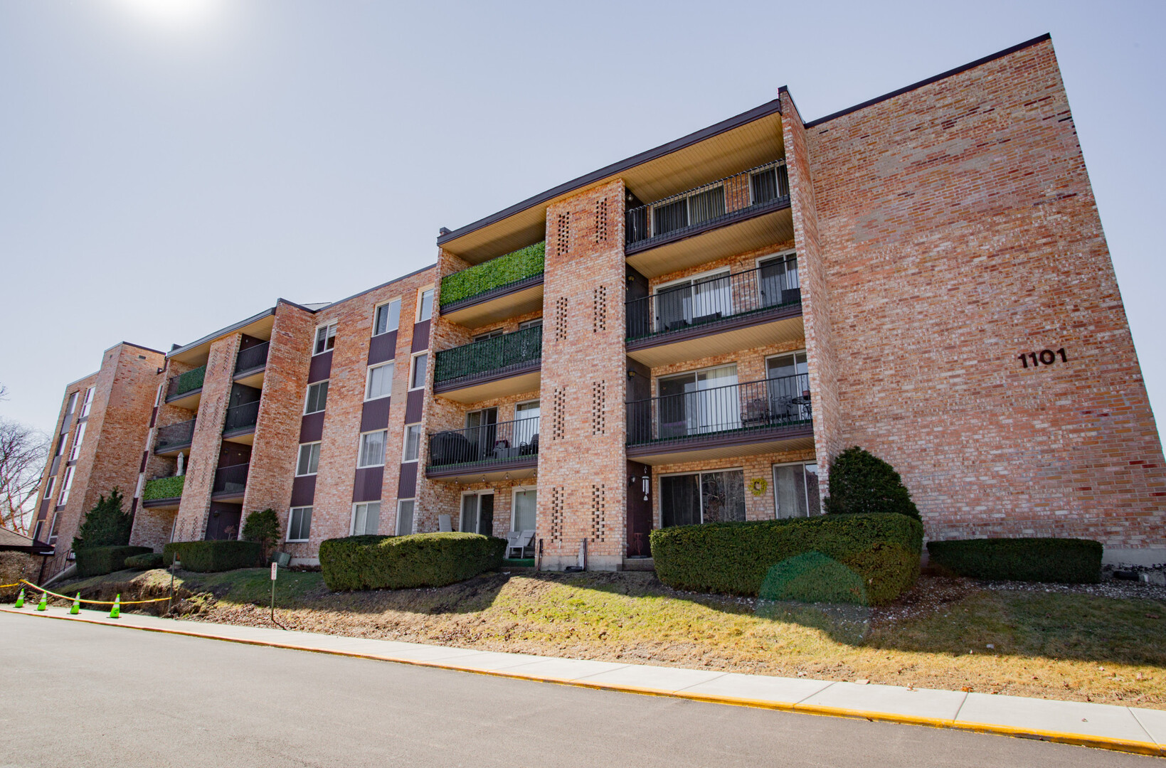1101 Hunt Club Drive, Unit 403 Mount Prospect, IL 60056 - Photo 44 of 44