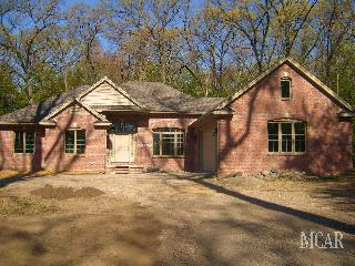 1975 North Raisinville Road Monroe, MI 48162 - Photo 1 of 14 946142.JPG