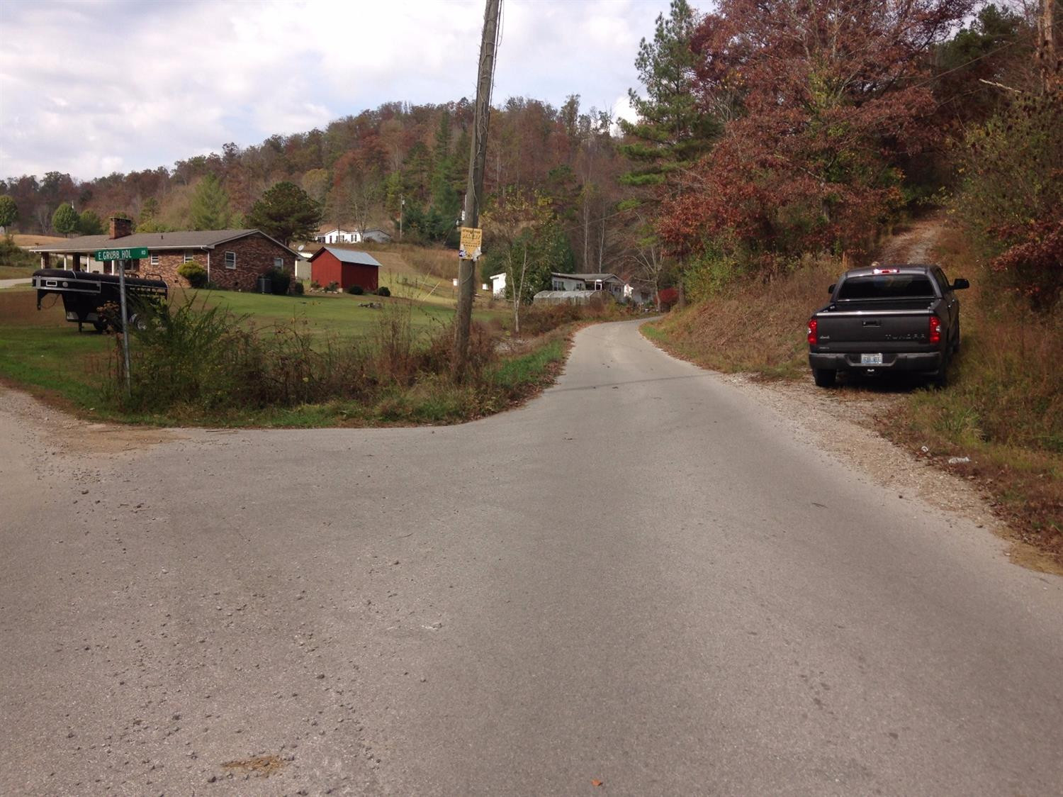 68 Big Hill Road Manchester, KY 40962 - Photo 2 of 16 Photo 2