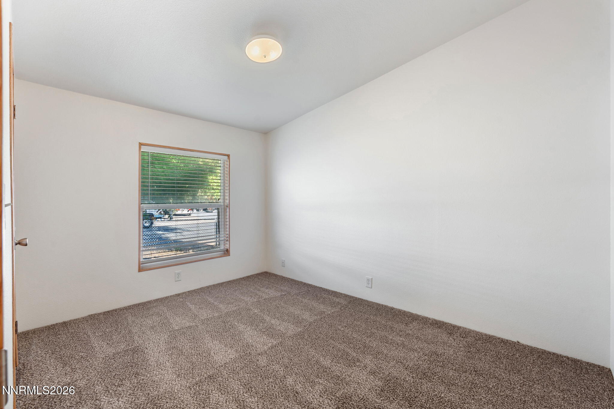 4025 Grouse Way Reno, NV 89508 - Photo 29 of 36 26-web-or-mls-DSC06294