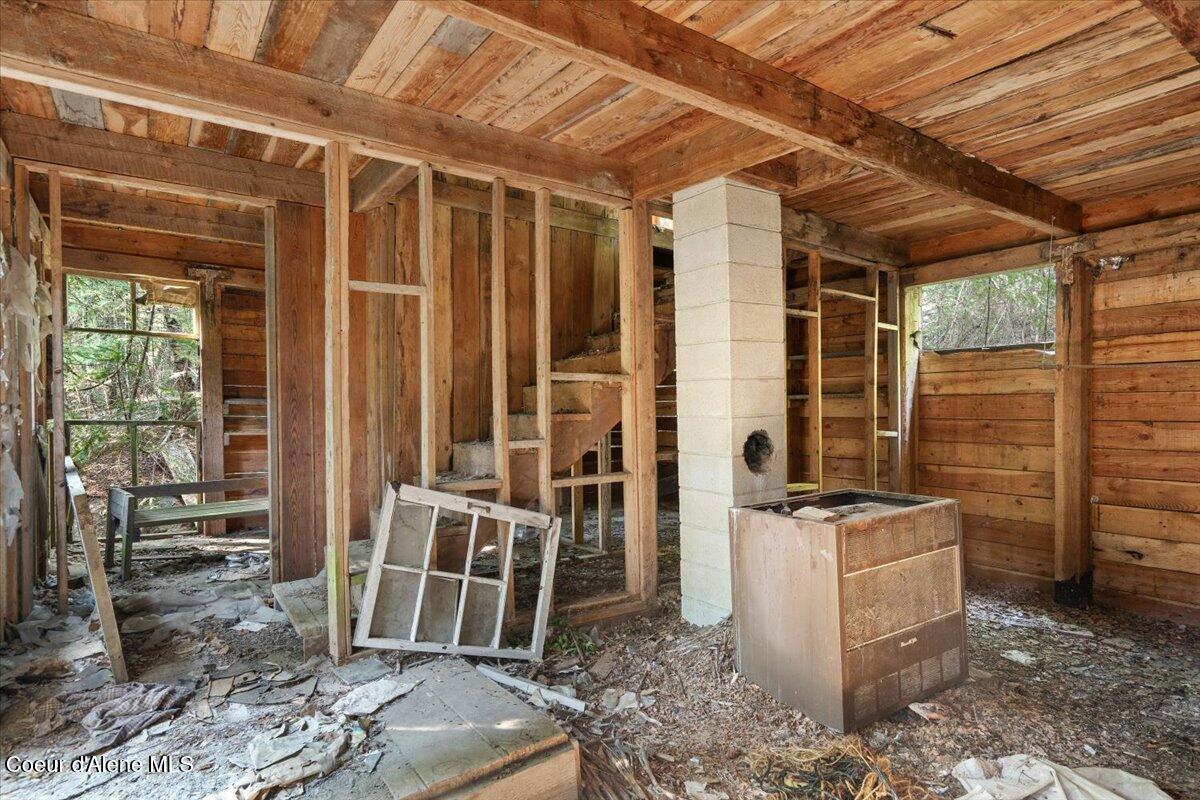 Nna Beaver Pond Trail Priest River, ID 83856 - Photo 18 of 18 13-Inside home