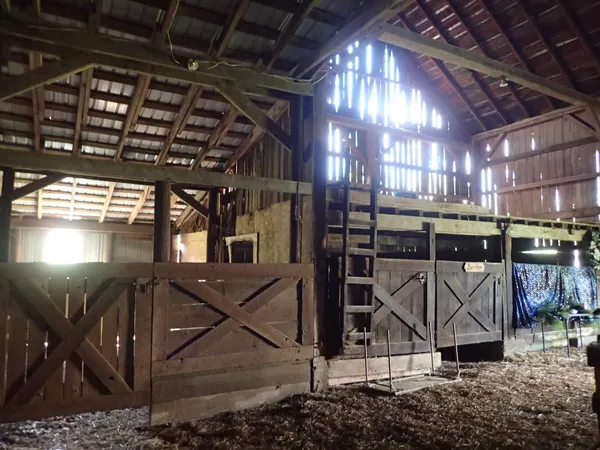$500,000 | 8151 State Road 48, Aurora, IN 47001