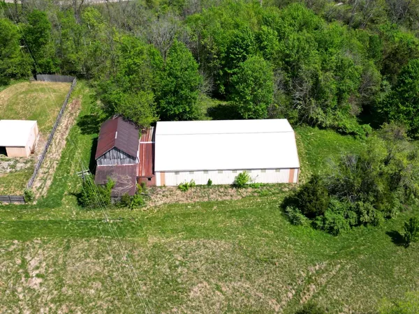 $500,000 | 8151 State Road 48, Aurora, IN 47001