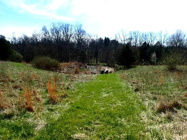 $500,000 | 8151 State Road 48, Aurora, IN 47001
