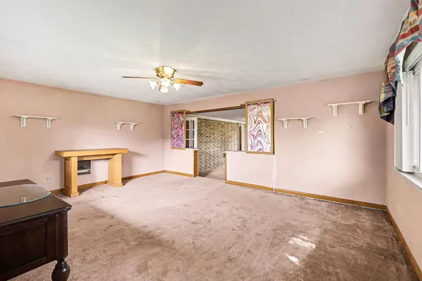 $500,000 | 8151 State Road 48, Aurora, IN 47001