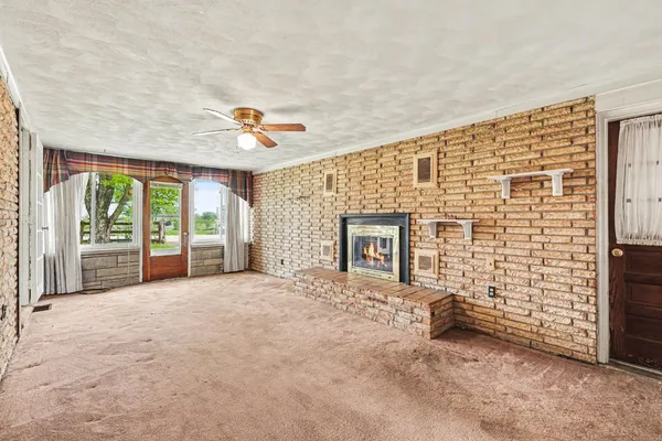 $500,000 | 8151 State Road 48, Aurora, IN 47001