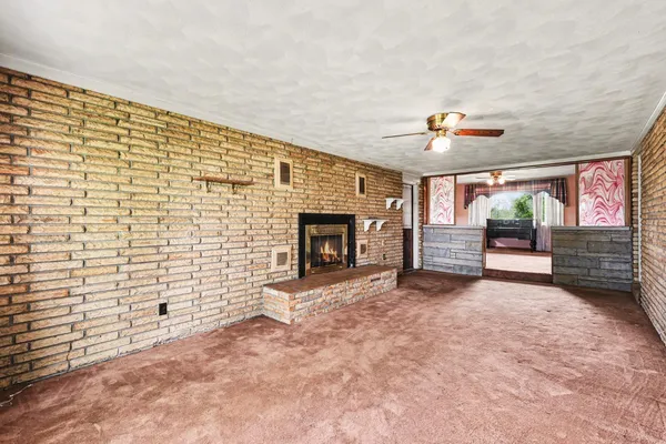 $500,000 | 8151 State Road 48, Aurora, IN 47001