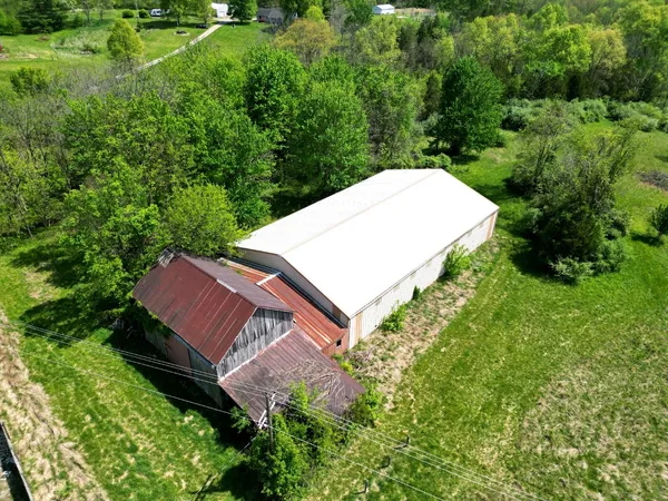 $500,000 | 8151 State Road 48, Aurora, IN 47001