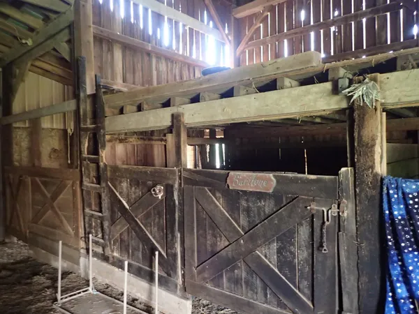 $500,000 | 8151 State Road 48, Aurora, IN 47001