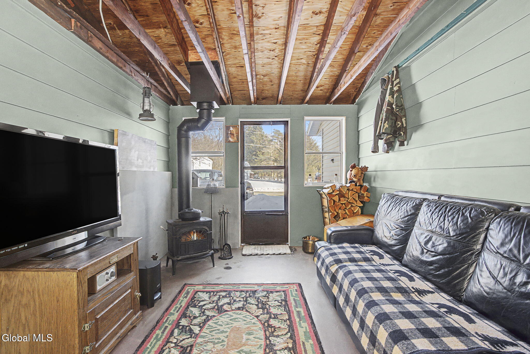 2013 Piney Point Road Troy, NY 12180 - Photo 12 of 47 5-web-or-mls-2013-piney-point-rd